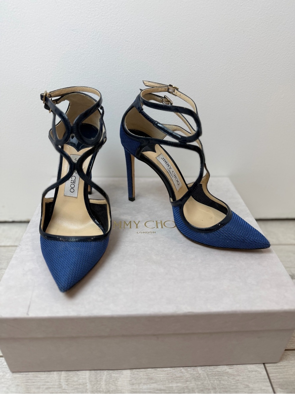 Jimmy Choo Lancer 100 Navy Mix Raffia Patent Leather Pointed Toe Heels Size 37